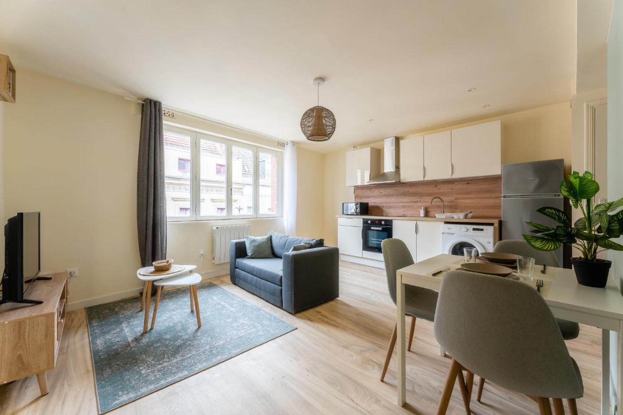 Le Chic - Appartement Elegant & Cosy En Hyper-Centre De Douai Luaran gambar