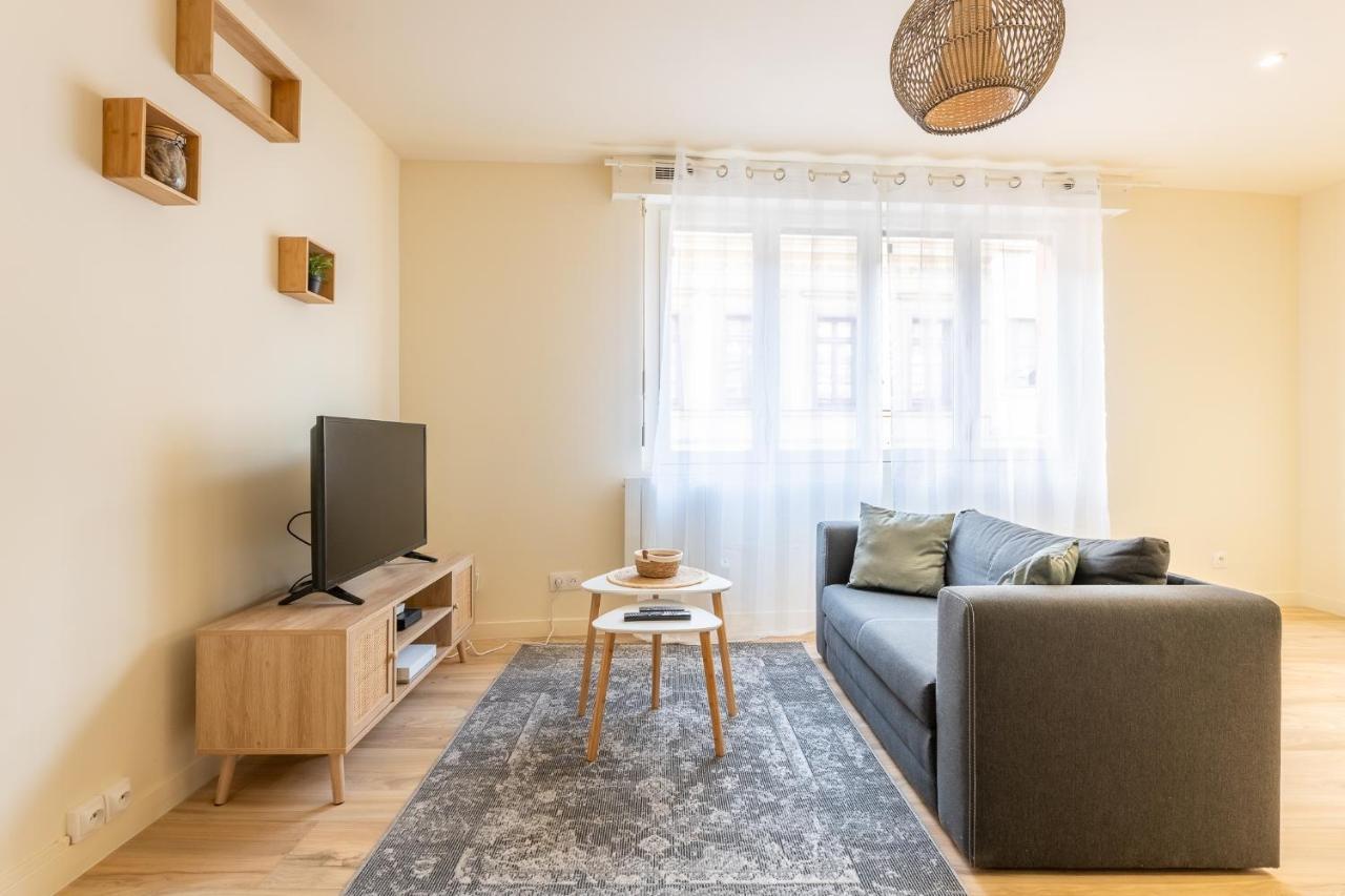 Le Chic - Appartement Elegant & Cosy En Hyper-Centre De Douai Luaran gambar
